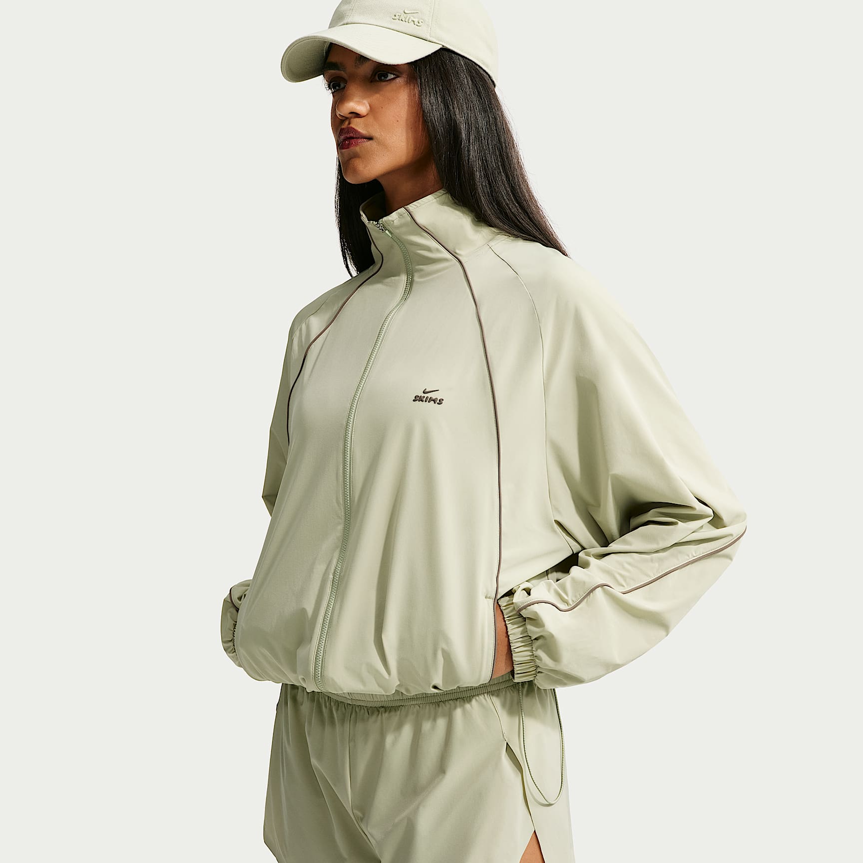 NikeSKIMS Stretch Nylon - NikeSKIMS Stretch Nylon Oversize-Jacke (Damen)