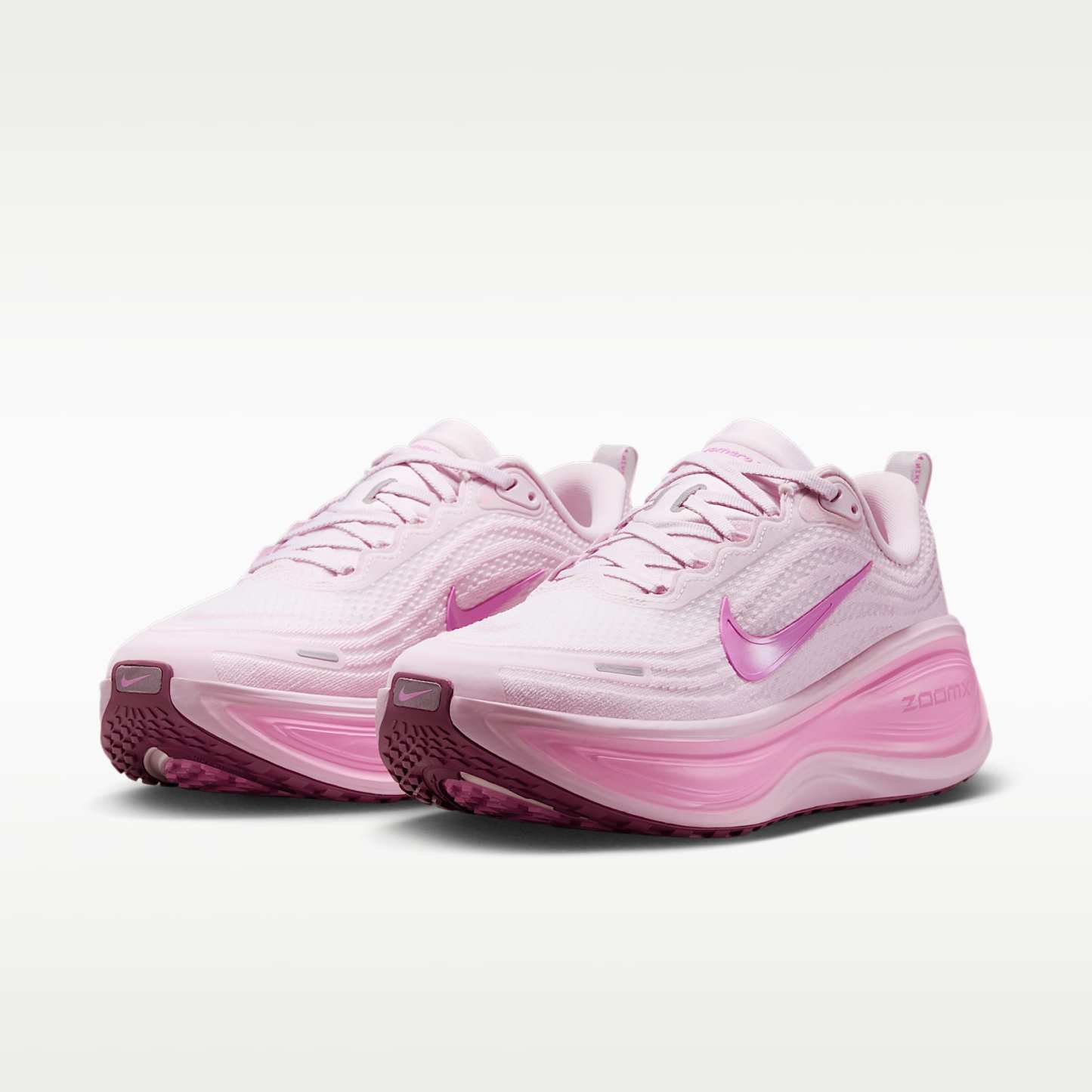 Nike Vomero Plus - Nike Vomero Plus Straßenlaufschuh (Damen)