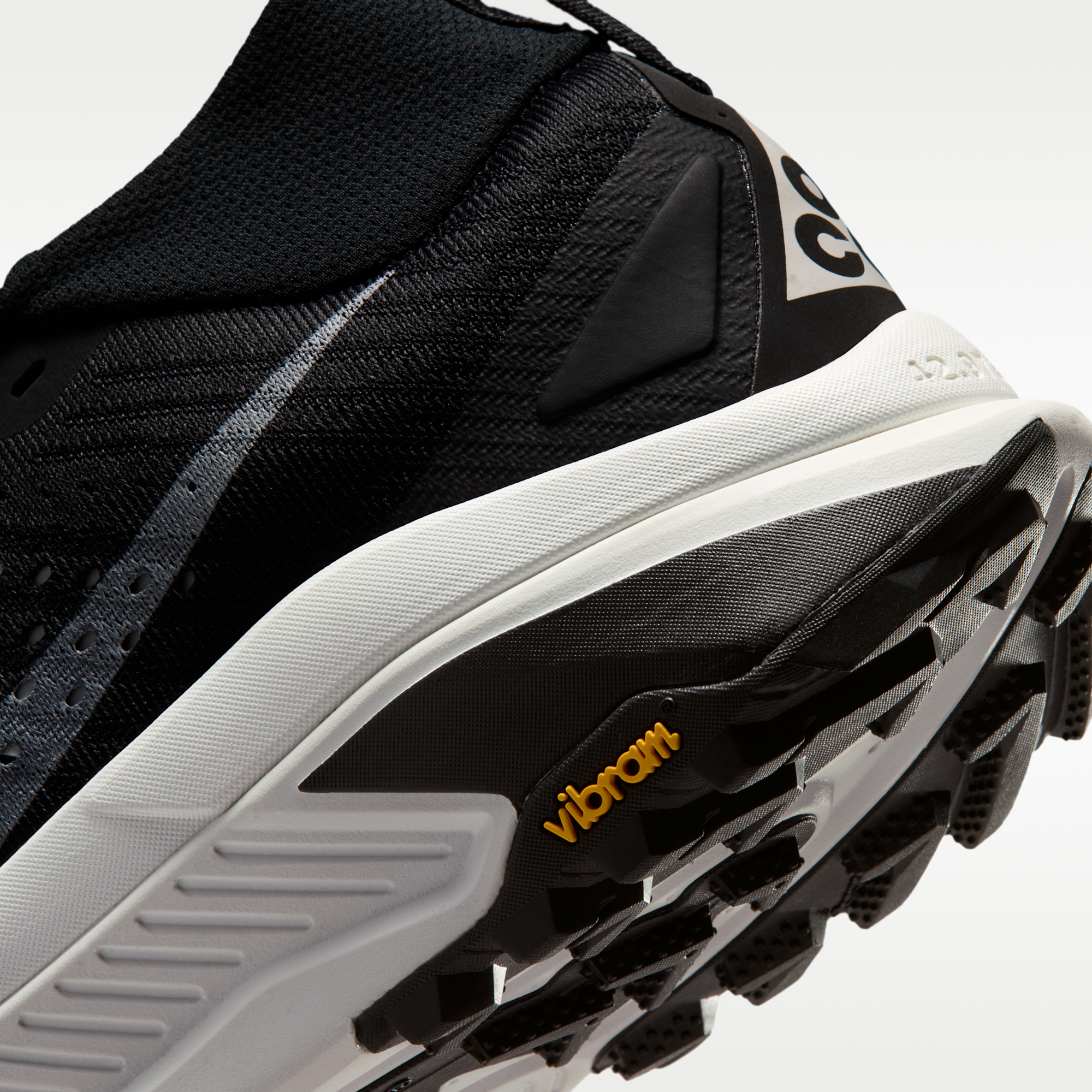 ACG Zegama Trail - Μαύρο/Safety Orange/Anthracite/Summit White - 8