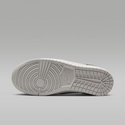 Air Jordan Skyline Low - Swan/Μαύρο/Metallic Gold - 2