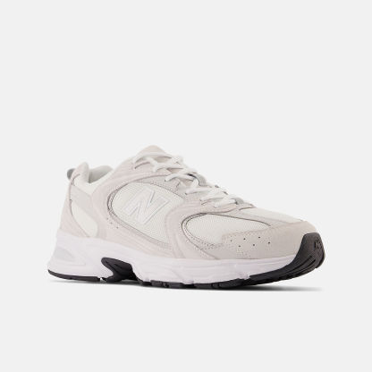 New Balance 530 - SEA SALT con GREY MATTER y White - MR530CE