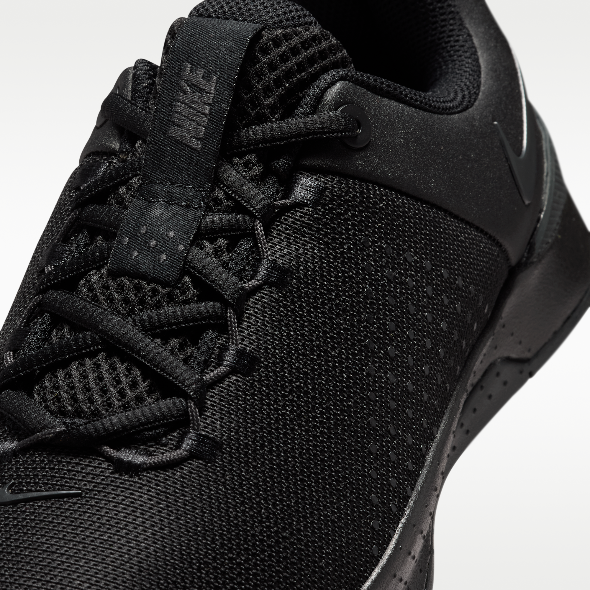 Nike MC Trainer 4 - Μαύρο/Dark Smoke Grey - 7