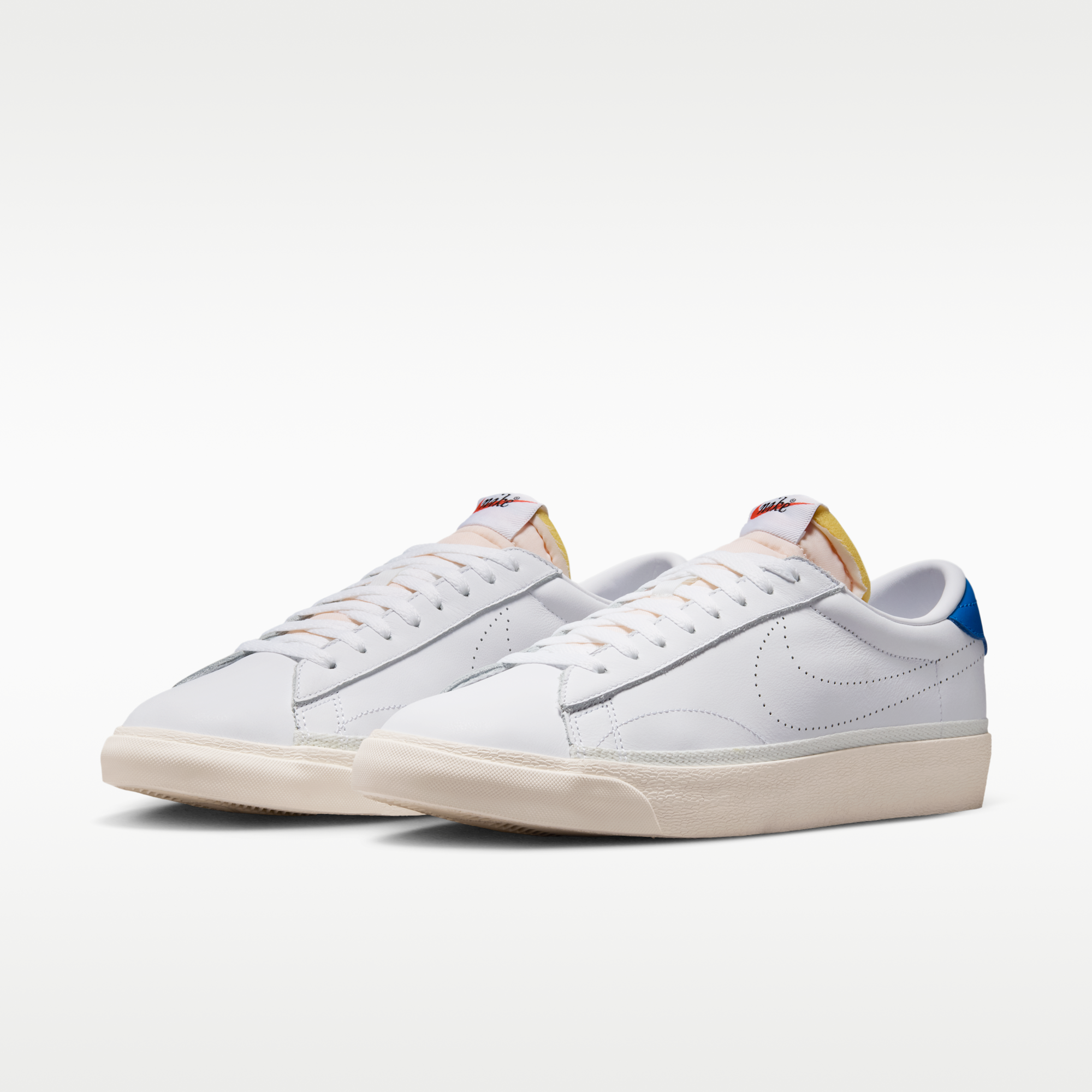 Nike Tennis Classic - Λευκό/Light Photo Blue/Team Orange/Λευκό - 5