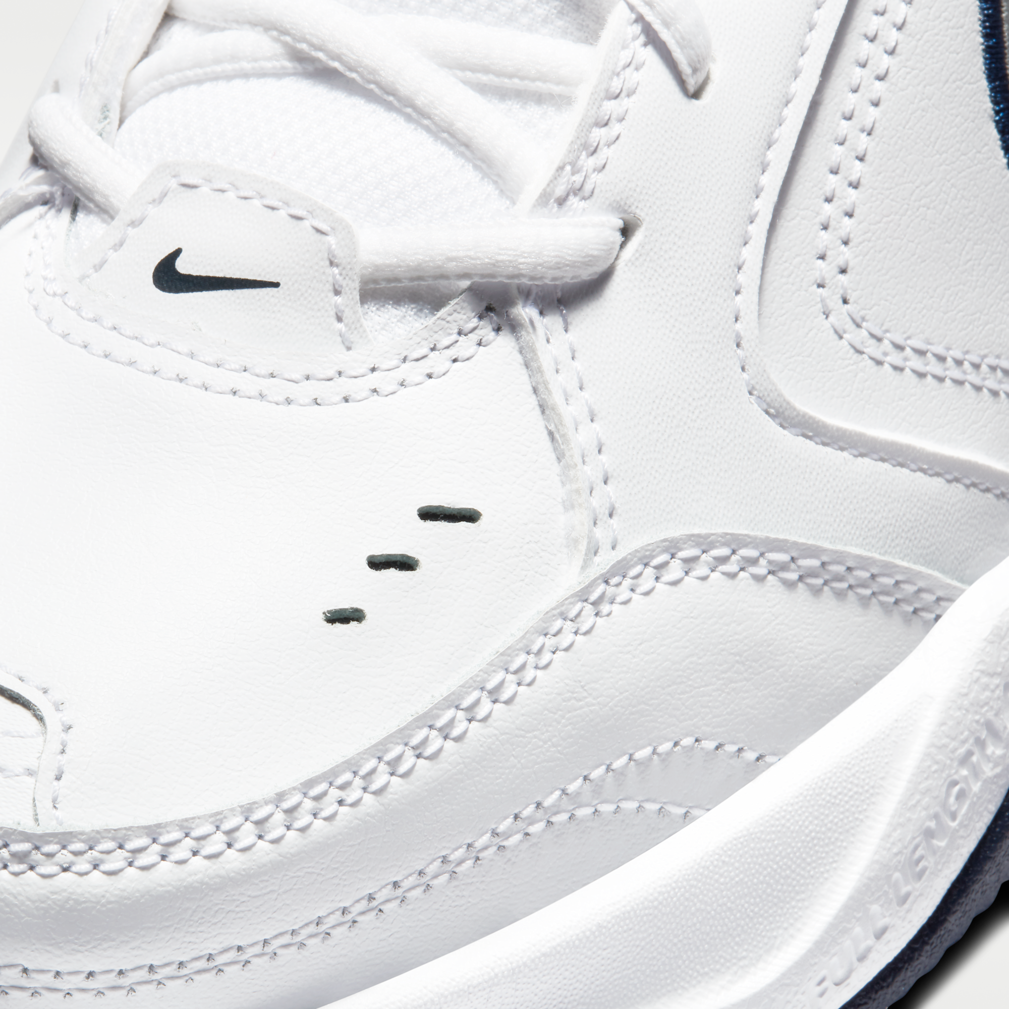 Nike Air Monarch IV - Λευκό/Metallic Silver - 7