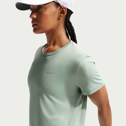 Nike Tempo - Nike Tempo Dri-FIT Kurzarm-Laufoberteil (Damen)