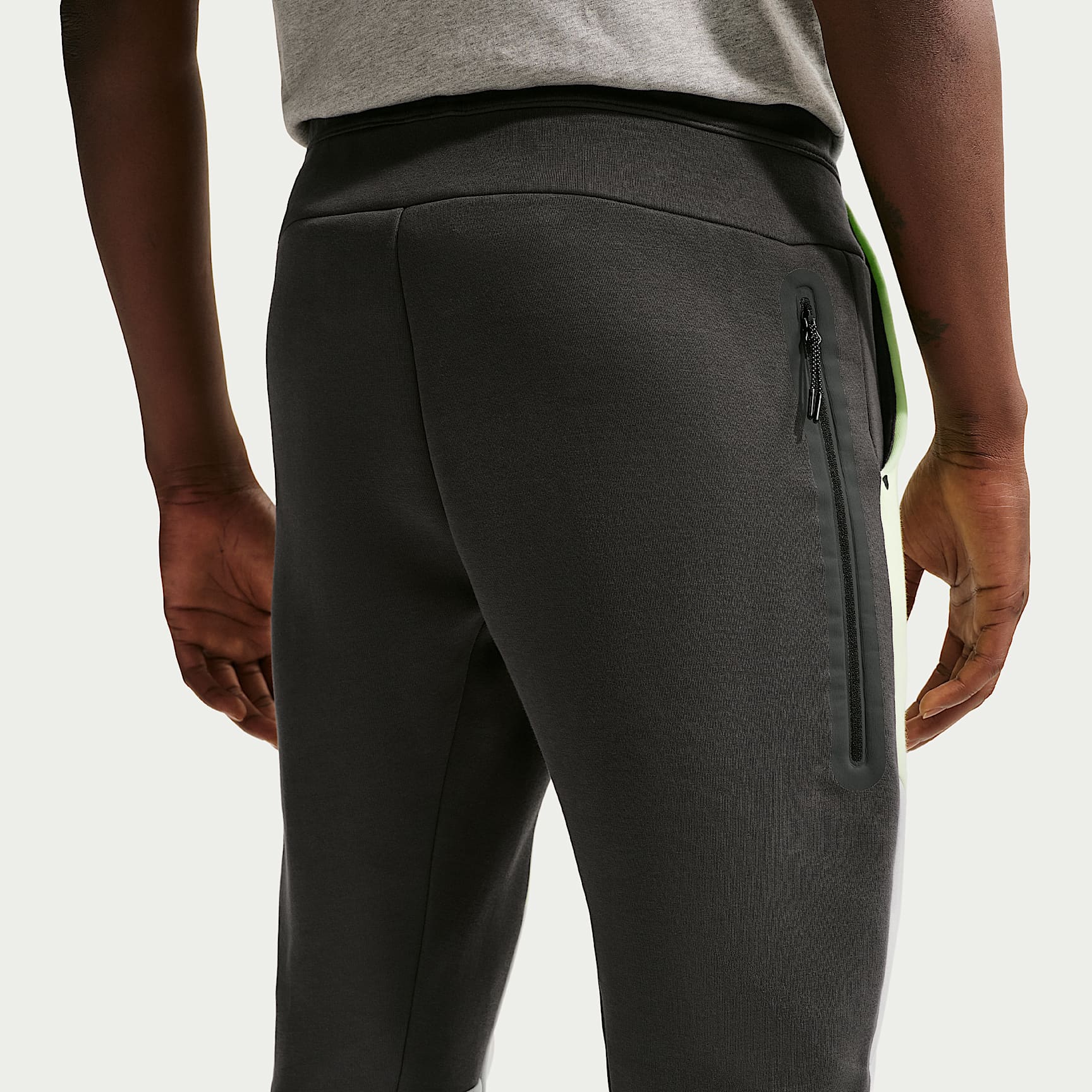 Nike Tech - Nike Tech Fleece-Jogger (Herren)
