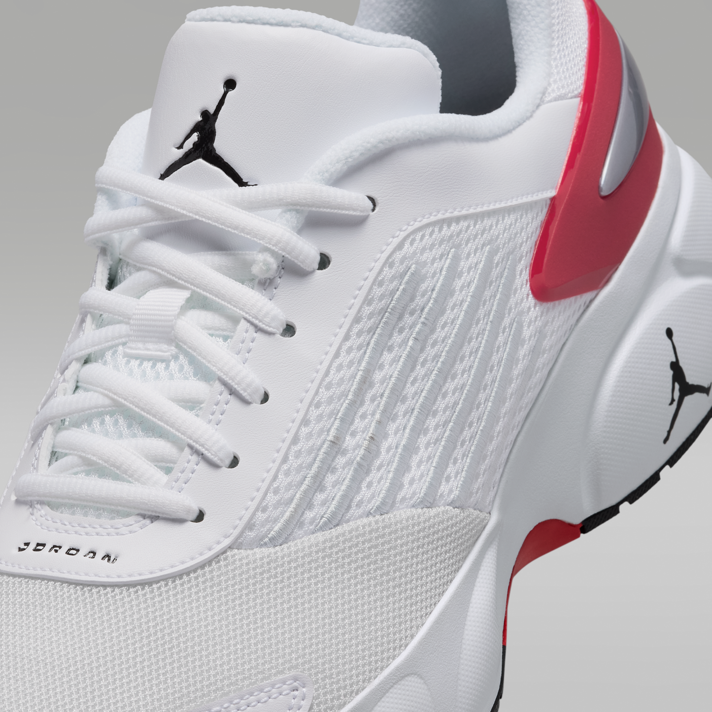 Jordan Trunner Flow - Λευκό/Gym Red/Metallic Silver/Μαύρο - 7