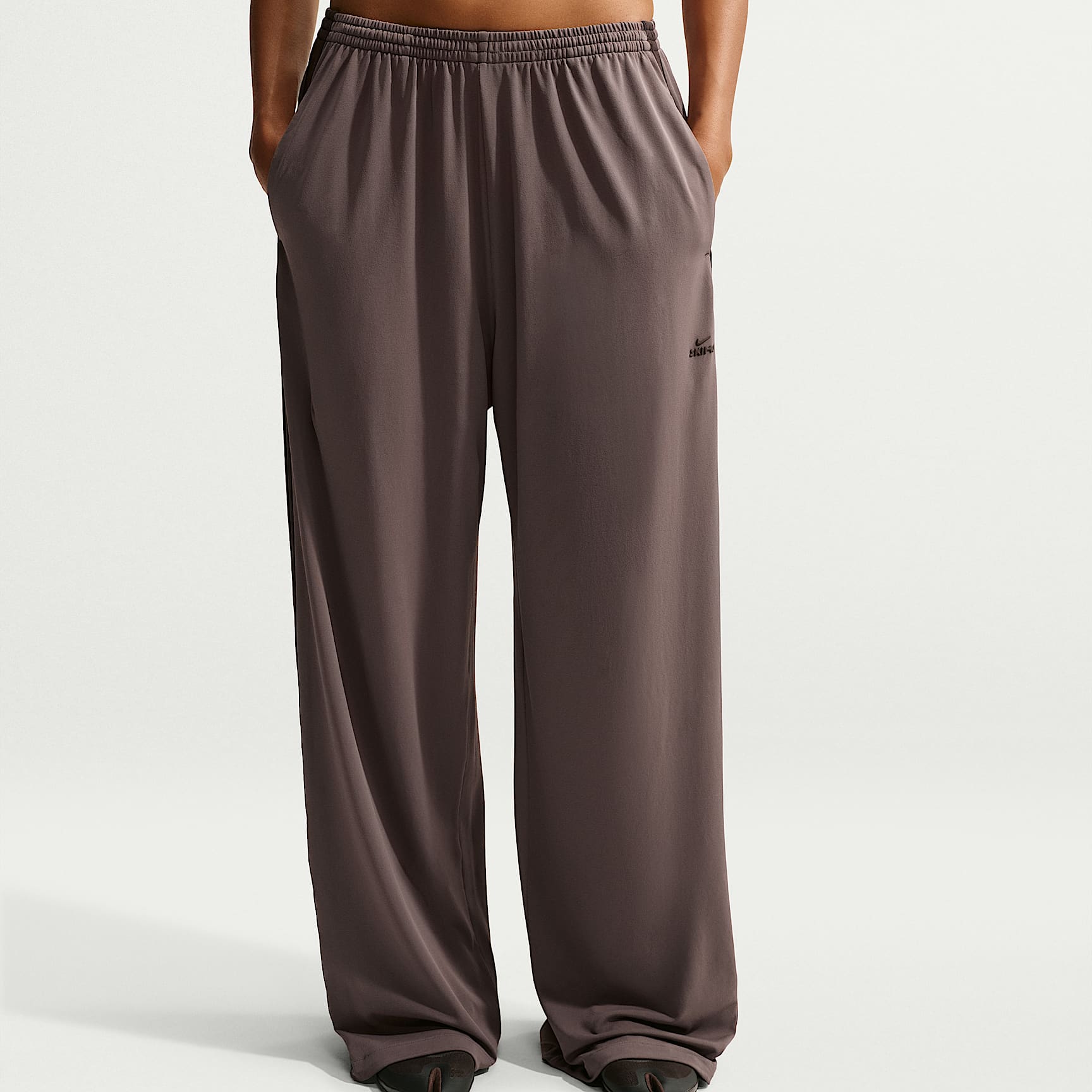 NikeSKIMS dehnbares Strickmaterial - NikeSKIMS Hose aus dehnbarem Strickmaterial mit weitem Bein (Damen)