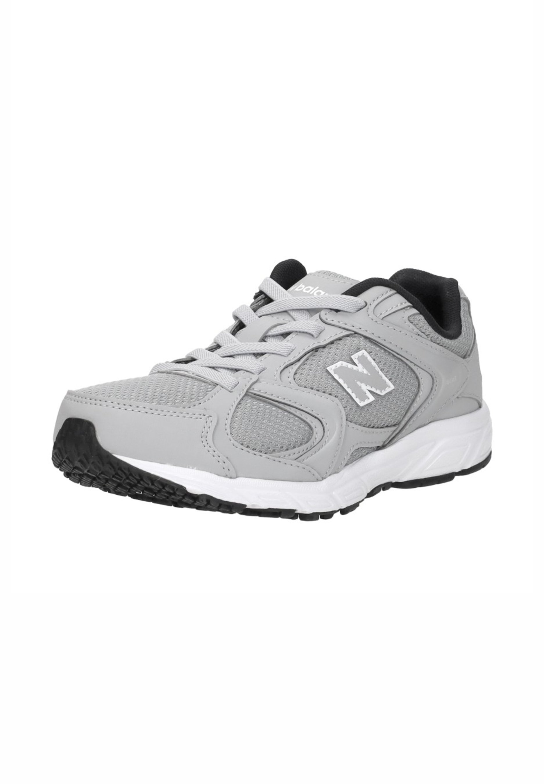 Zapatilla de correr New Balance en gris y negro con parte superior de malla y sintética, cierre de cordones y suela de goma texturizada.