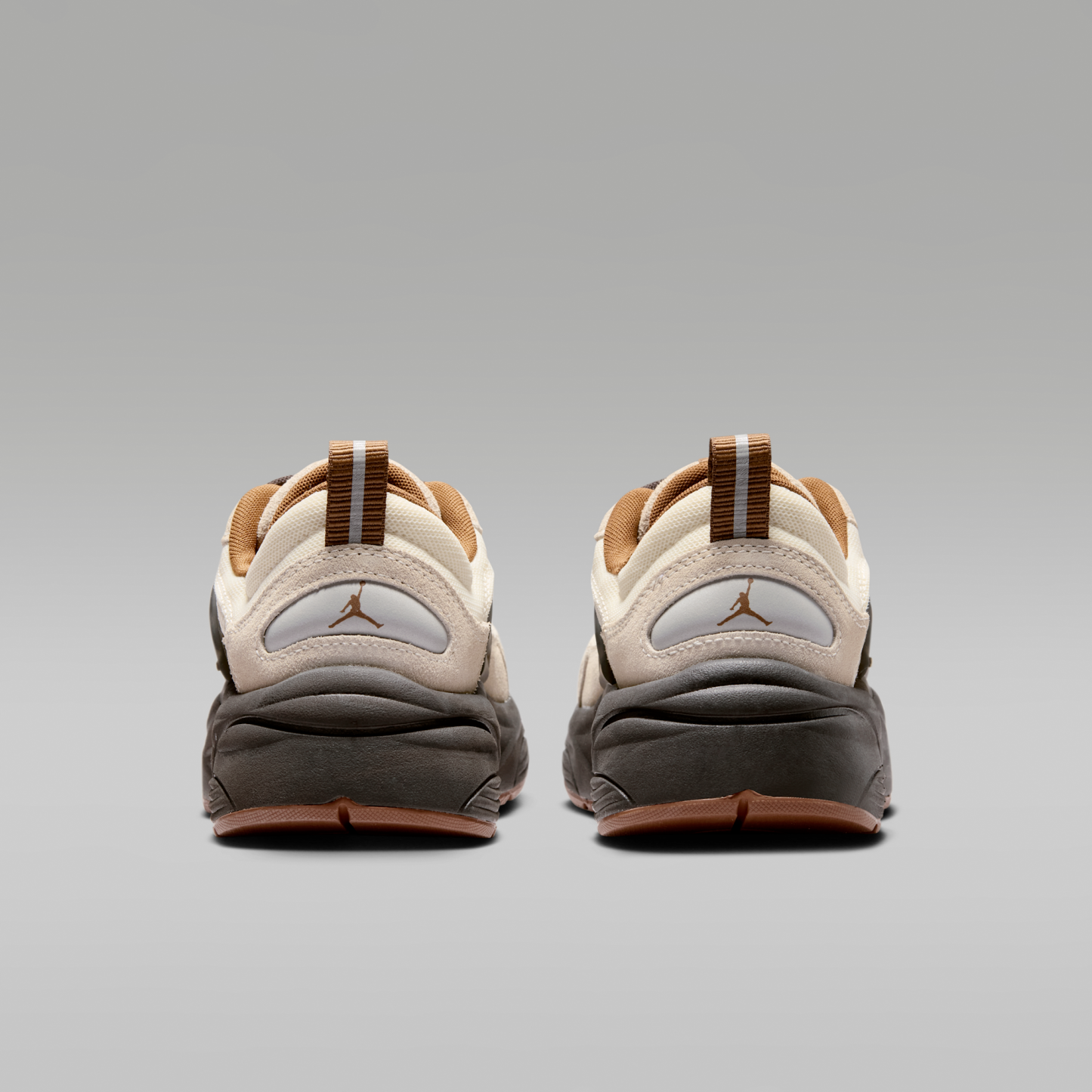 Jordan Trunner O/S - Soft Pearl/Shadow Brown/Reflective Silver/Light British Tan - 6