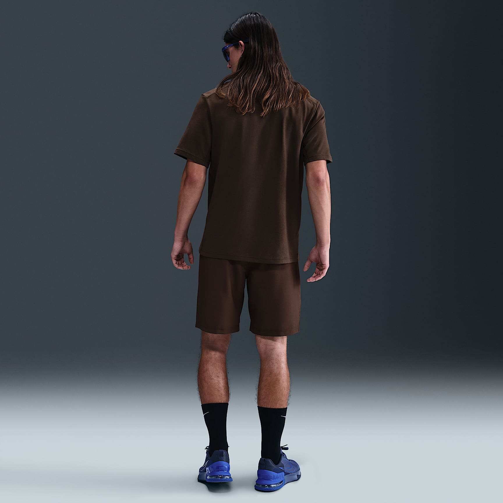 Nike Primary - Nike Primary vielseitiges Nike Dri-FIT Kurzarm-Oberteil für Herren