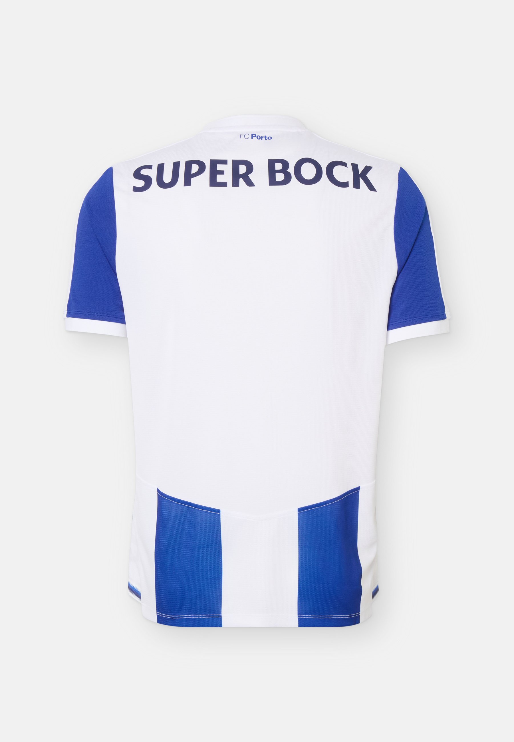 Camiseta blanca y azul de fútbol de manga corta con el texto "SUPER BOCK" en la parte superior de la espalda y el logo "FC Porto" cerca del cuello.