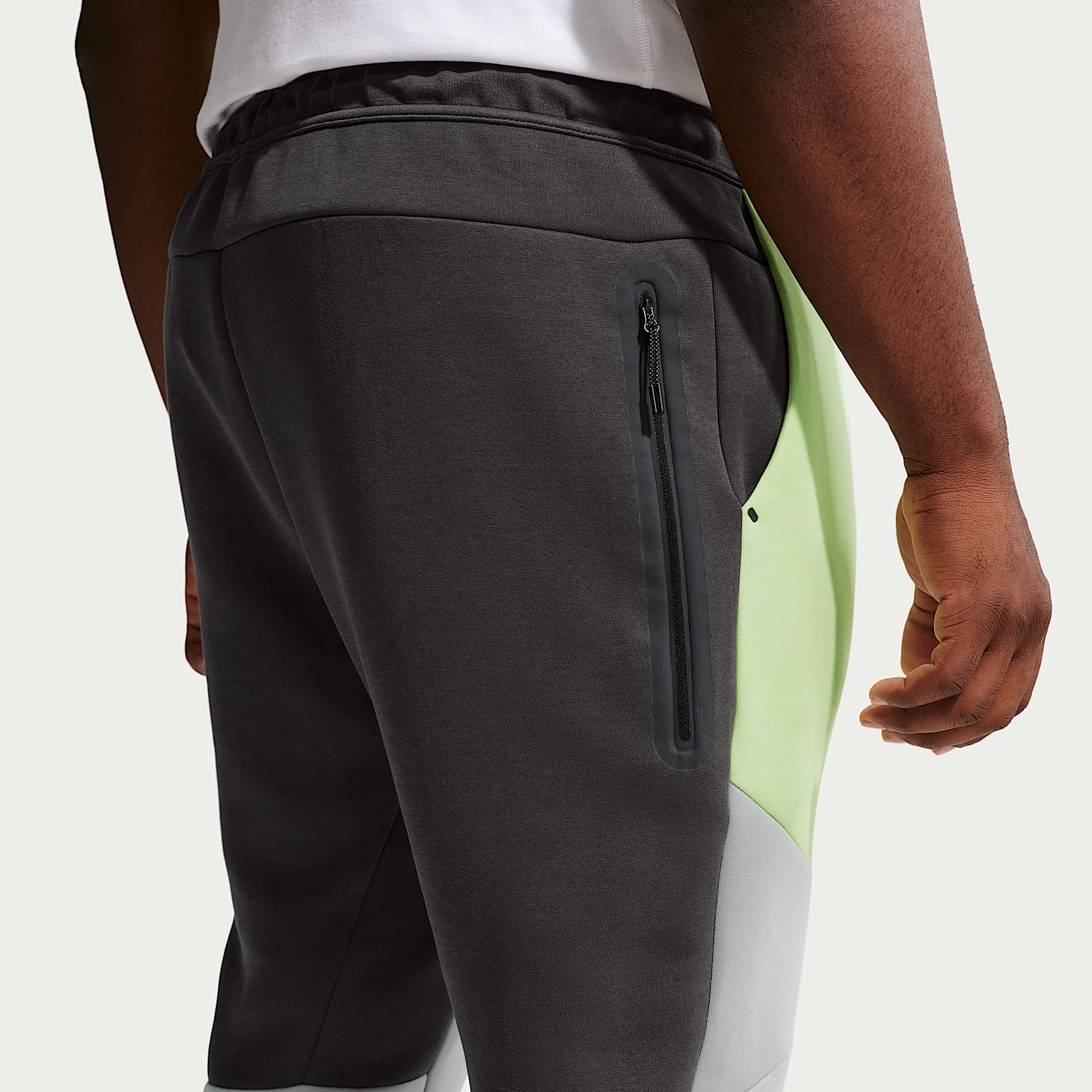 Nike Tech - Nike Tech Fleece-Jogger (Herren)