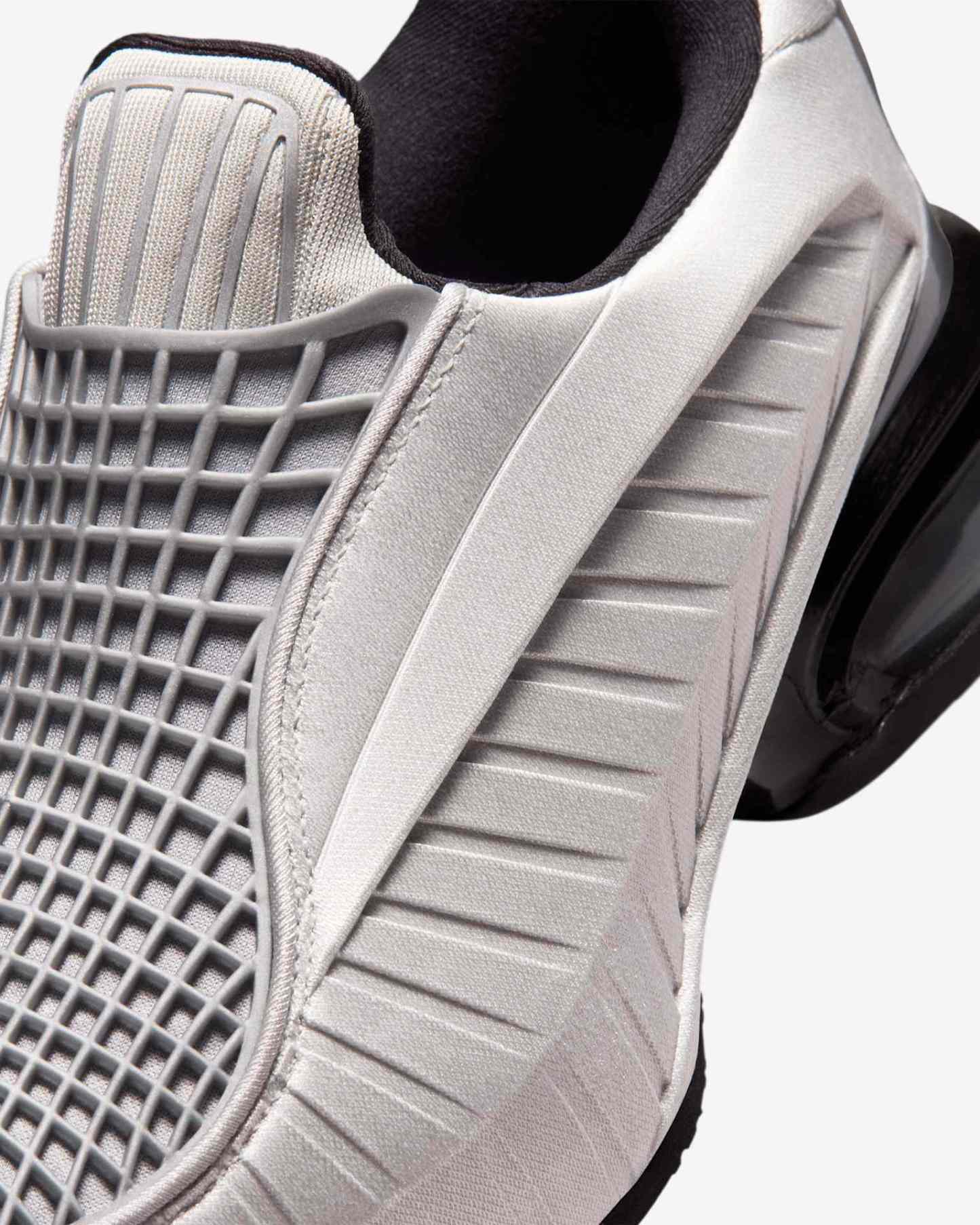 Nike Air Max Dolce - Metallic Silver/Metallic Silver/Μαύρο - 9