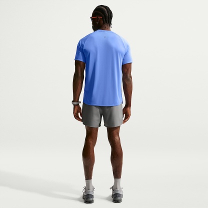 Nike Stride - Nike Stride Dri-FIT ADV Kurzarm-Laufoberteil (Herren)