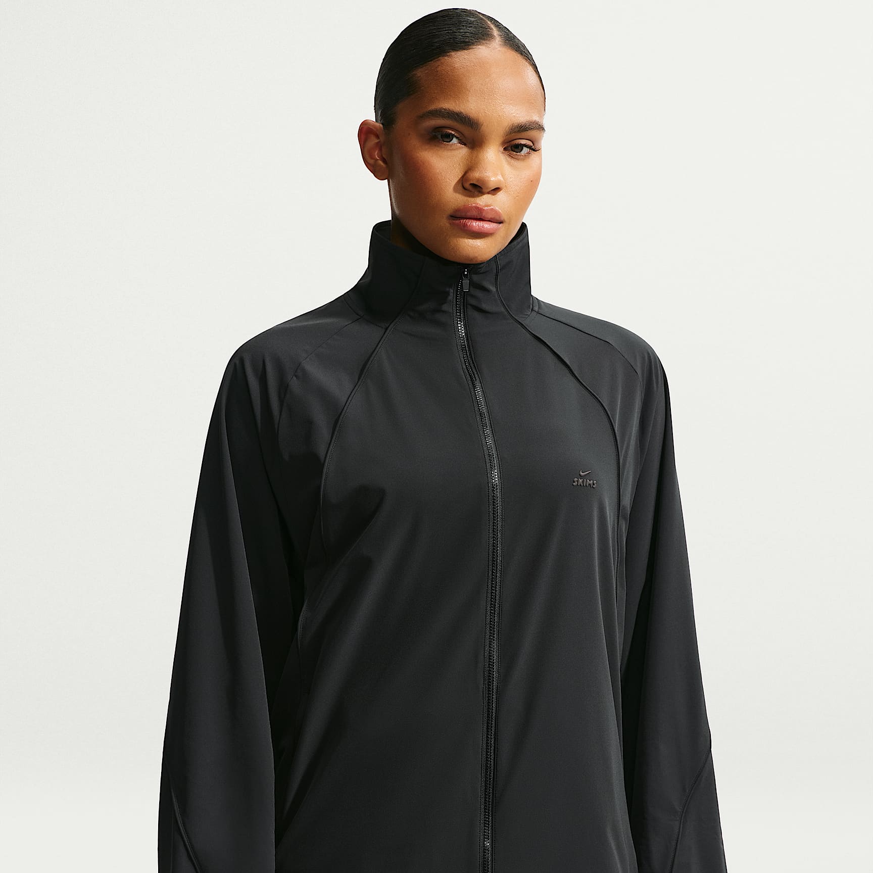NikeSKIMS Stretch Nylon - NikeSKIMS Stretch Nylon Oversize-Jacke (Damen)