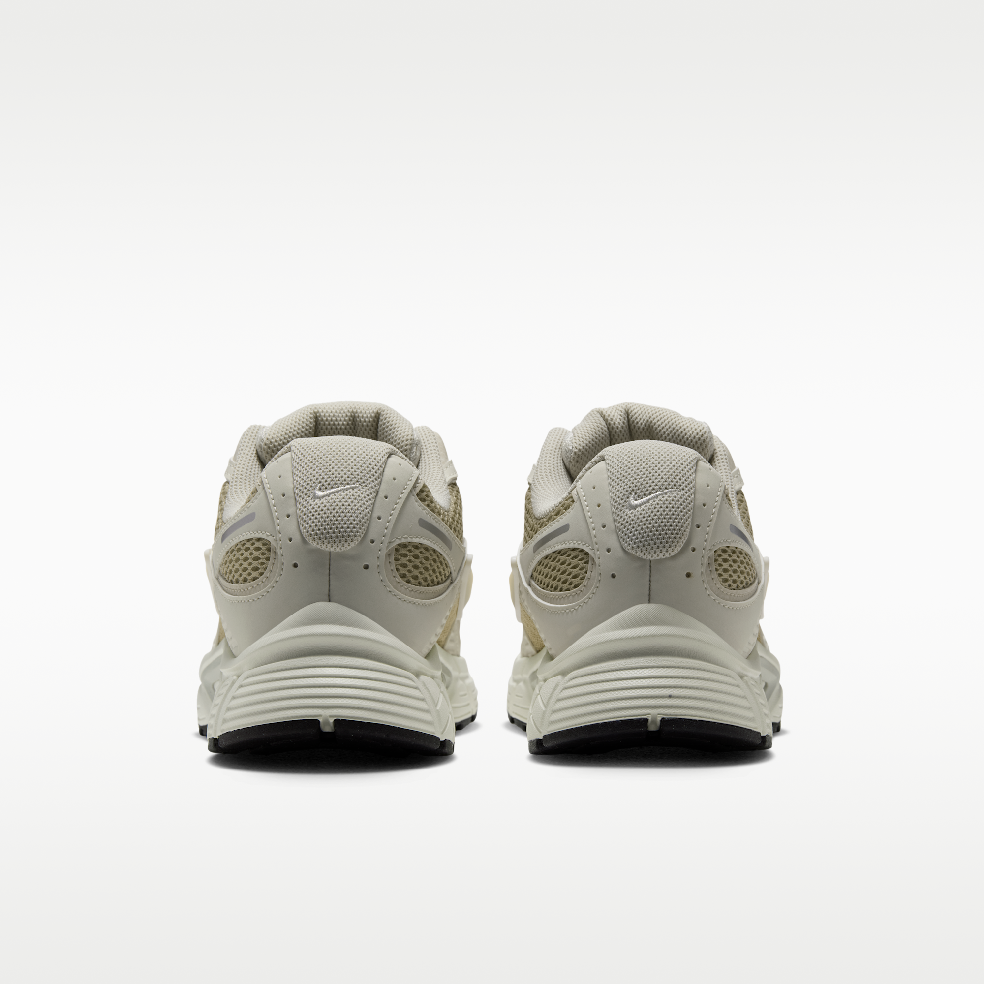 Nike V5 RNR - Desert Khaki/Phantom/Sail/Light Bone - 6