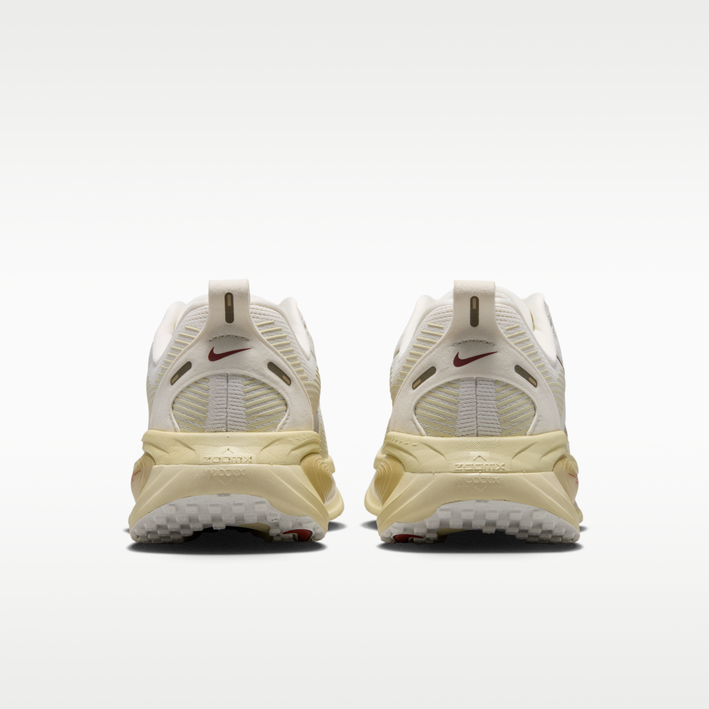 Nike Vomero 18 - Sail/Light Khaki/Filbert/Metallic Gold Grain - 6