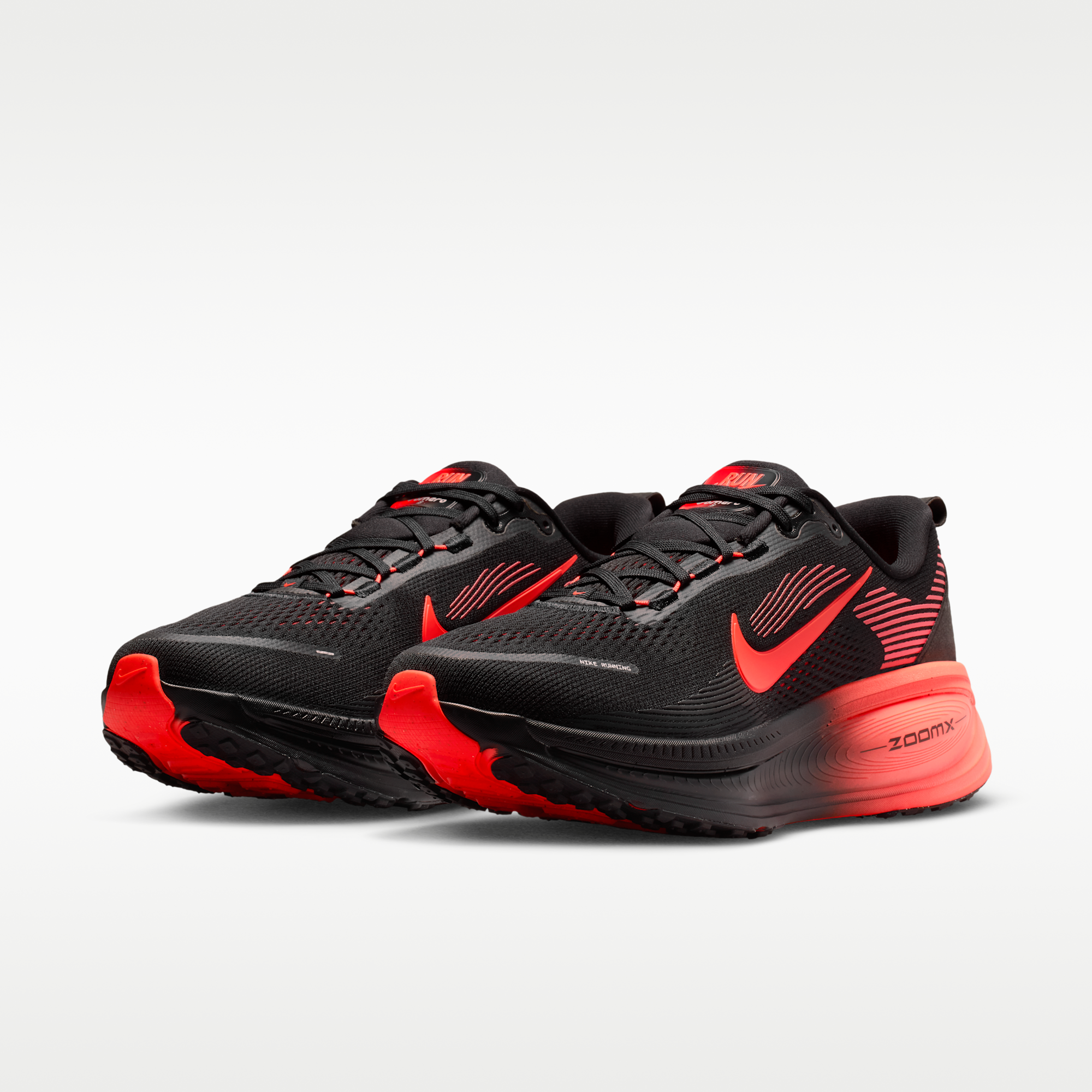 Nike Vomero 18 - Μαύρο/University Red/Anthracite/Bright Crimson - 5