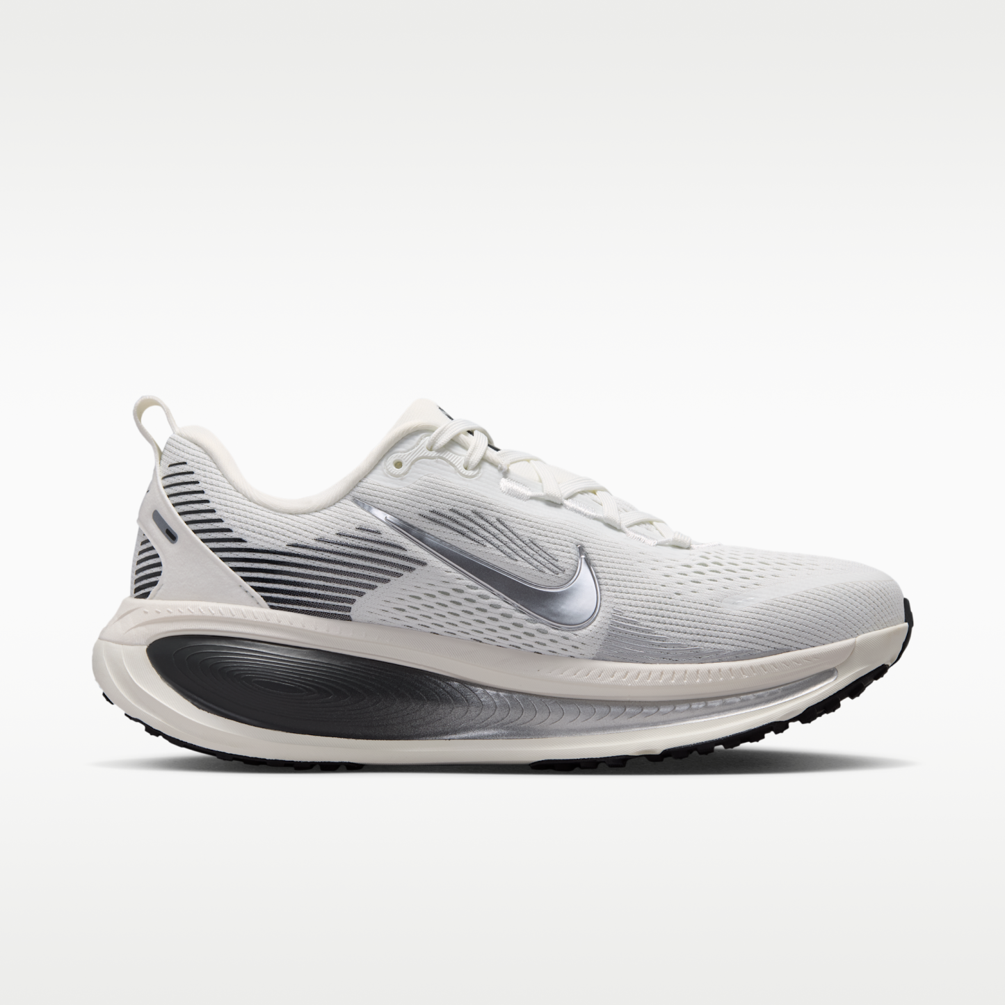 Nike Vomero 18 - Summit White/Sail/Photon Dust/Metallic Silver - 3