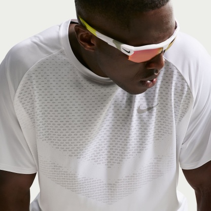 Nike Stride - Nike Stride Dri-FIT ADV Kurzarm-Laufoberteil (Herren)