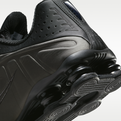 Nike Shox R4 - Μαύρο/Μαύρο/Bright Crimson/Μαύρο - 8