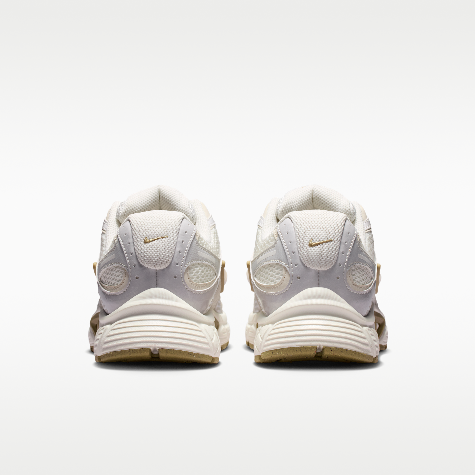 Nike V5 RNR Premium - Sail/Parachute Beige/Light Orewood Brown/Sail - 6
