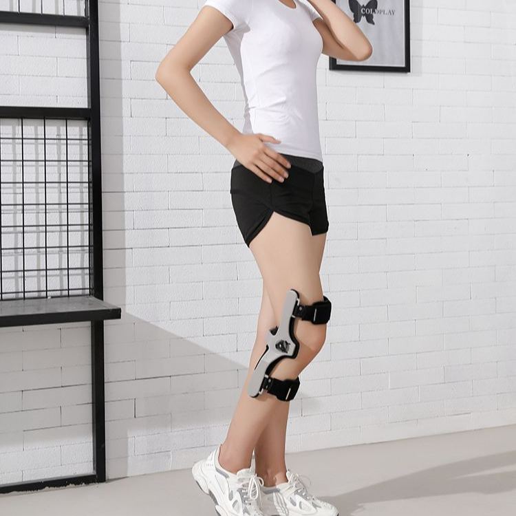 Knee hyperextension corrector