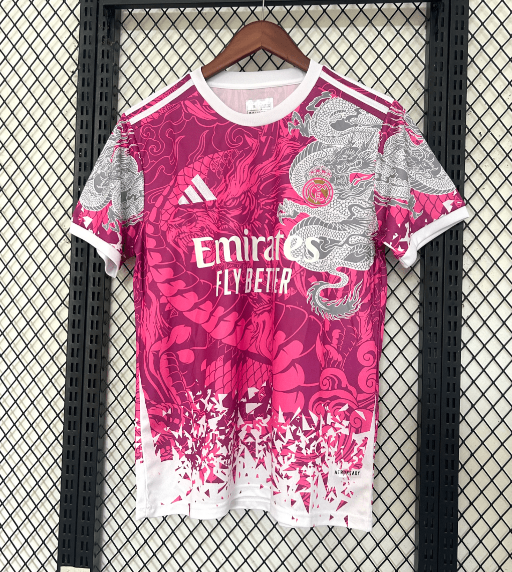Edición especial Dragón Rosa del Real Madrid 2026