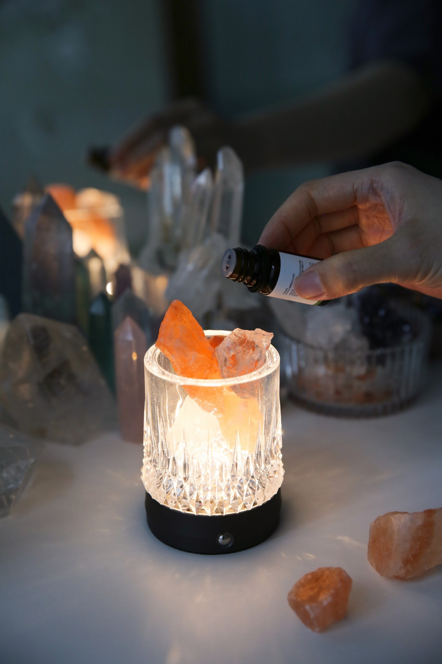 100% Pure Clear Quartz Himalayan Salt Cup Lamp