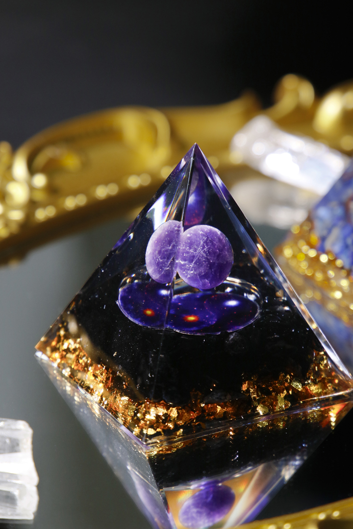 Crystal Pyramid - Orgone Energy Generator