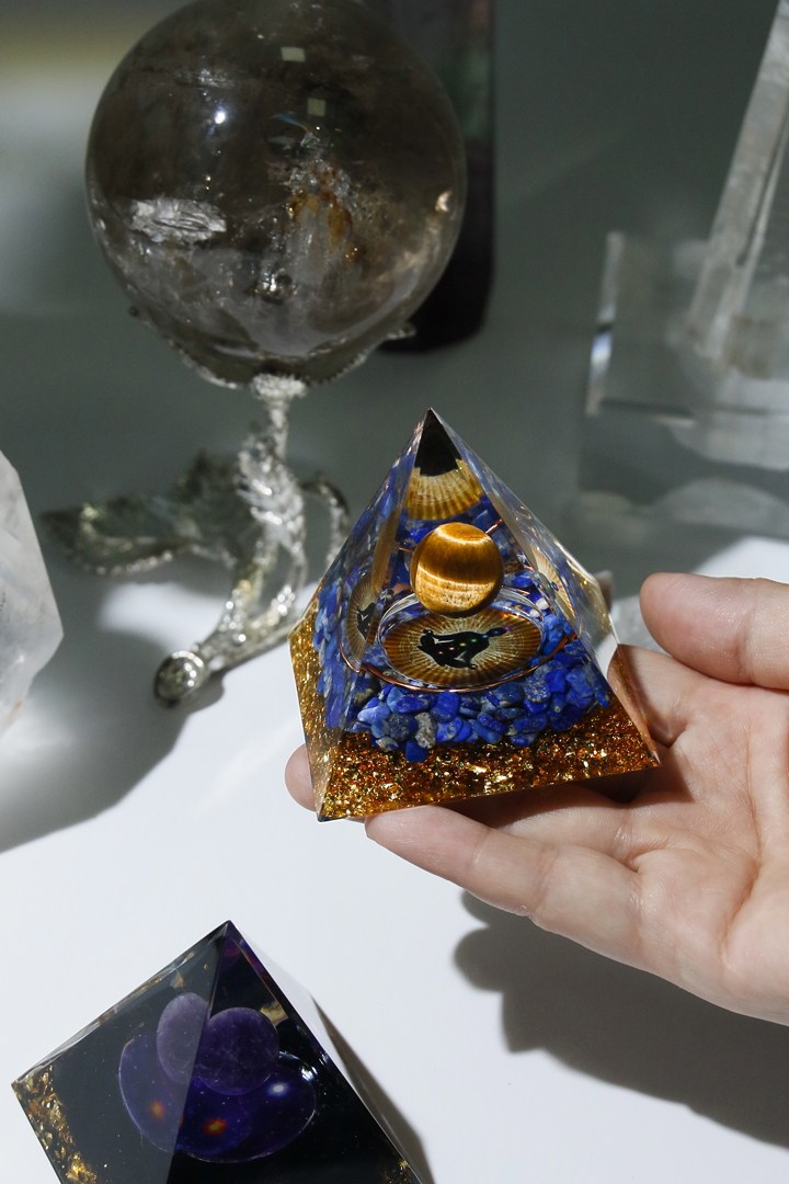 Crystal Pyramid - Orgone Energy Generator