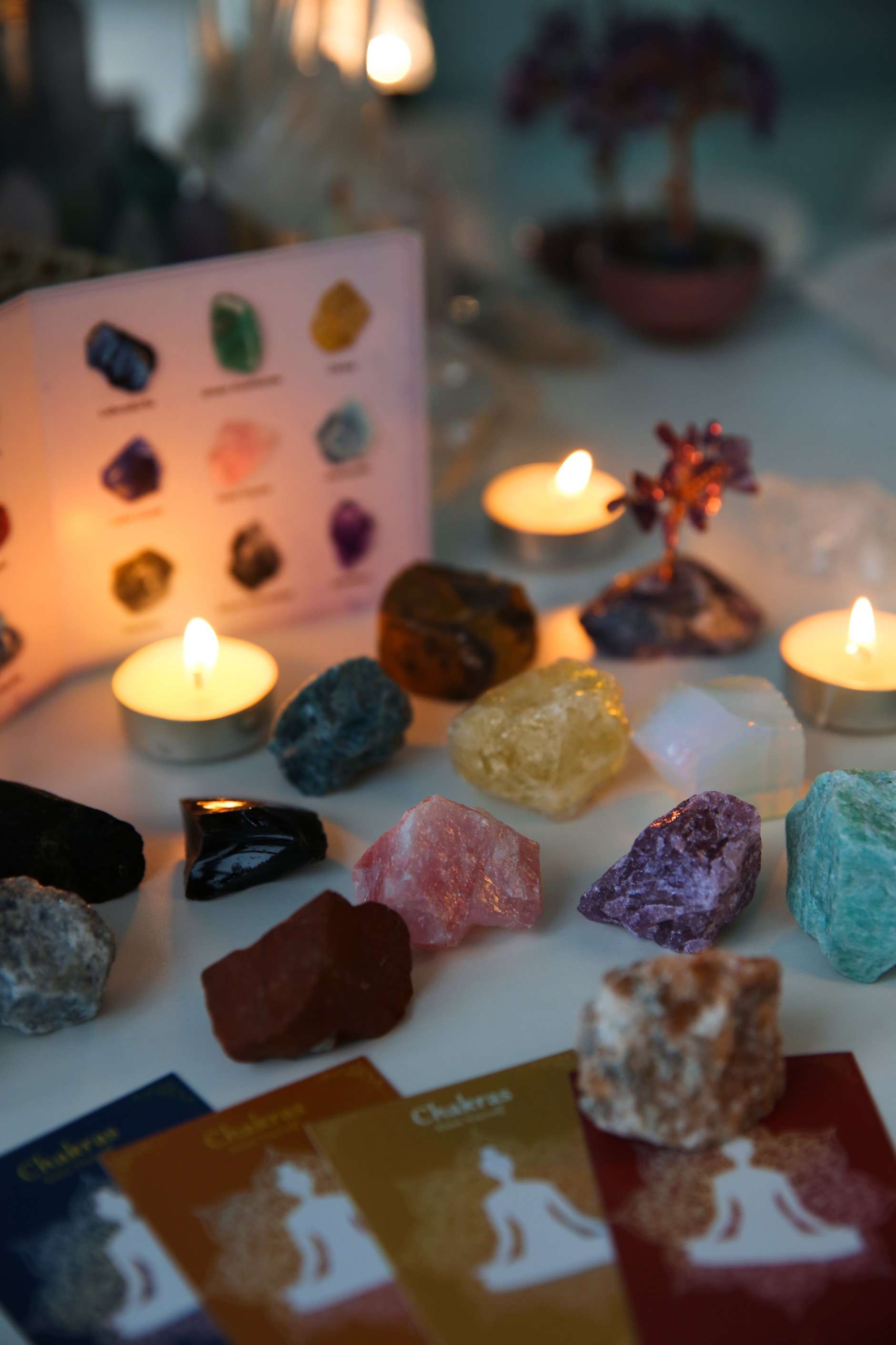 Premium Chakra Crystal Basket Set — 18 Natural Healing Gemstones