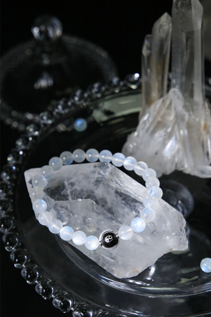 Blue Moonstone Cancer Zodiac Bracelet