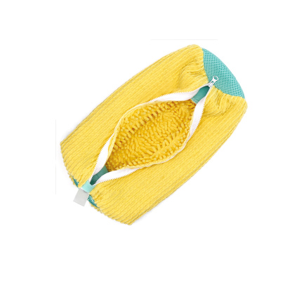 Smart Hands-Free Shoe Cleaning Pouch – Crafted for hassle-free footwear maintenance