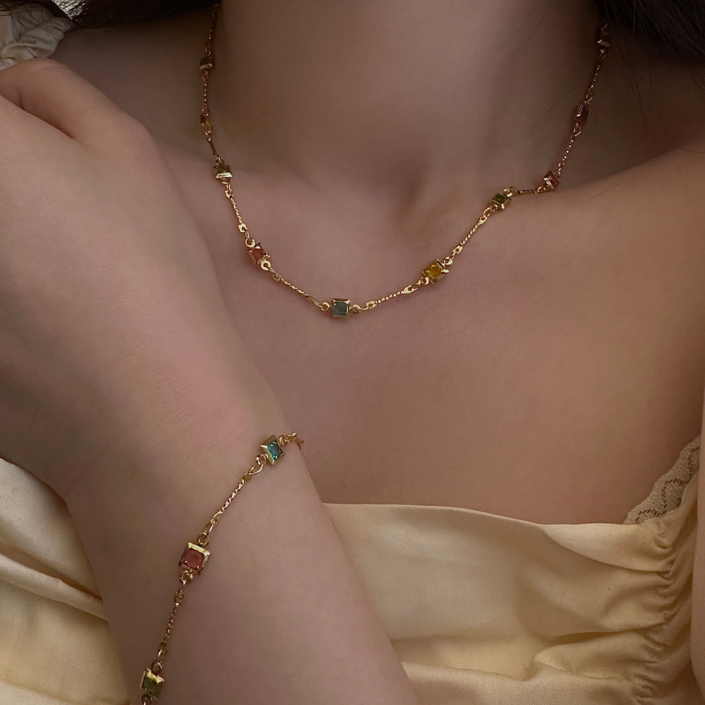 🎁 50% reducere la toate produsele! 💃Colier Elizabeth | placat cu aur de 18k🌟