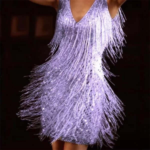 Sexy Prinzessinnenkleid mit V-Ausschnitt