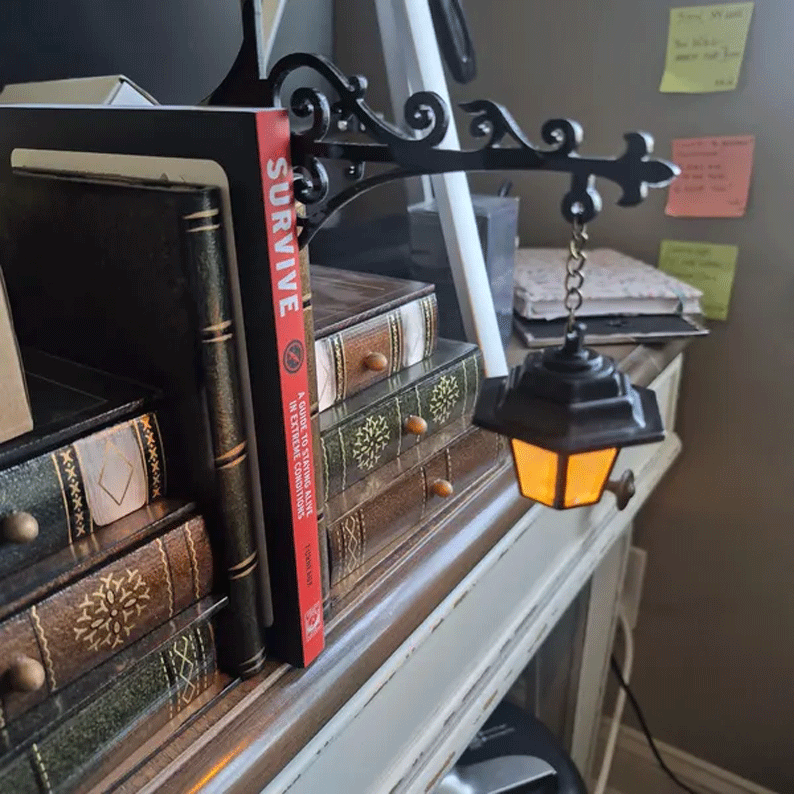 Library Lantern-Decorative Bookshelf Lighting
