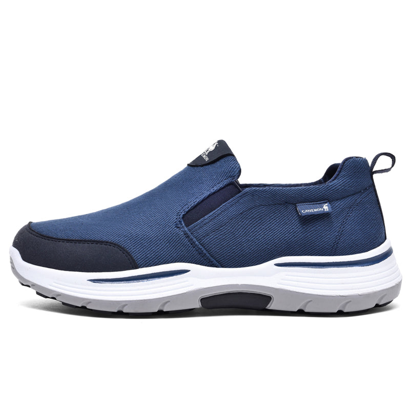 Herren-Slipper zum Wandern – Leichte, gepolsterte Sohle, wasserdichtes Mesh-Gewebe, breite Zehenbox, Fußgewölbeunterstützung und rutschfeste Traktion