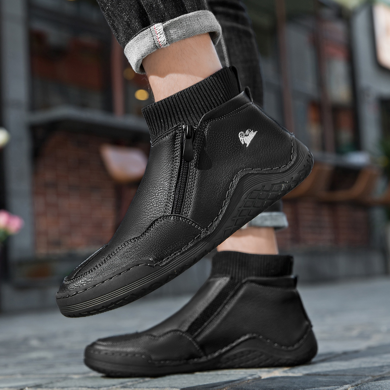 🔥Diese Woche im Angebot: 70% Rabatt!🔥 Herren-Freizeitsneaker – Atmungsaktives Synthetik-Obermaterial, rutschfeste Gummisohle, bequemes Textilfutter – ideal zum Gehen und Autofahren.