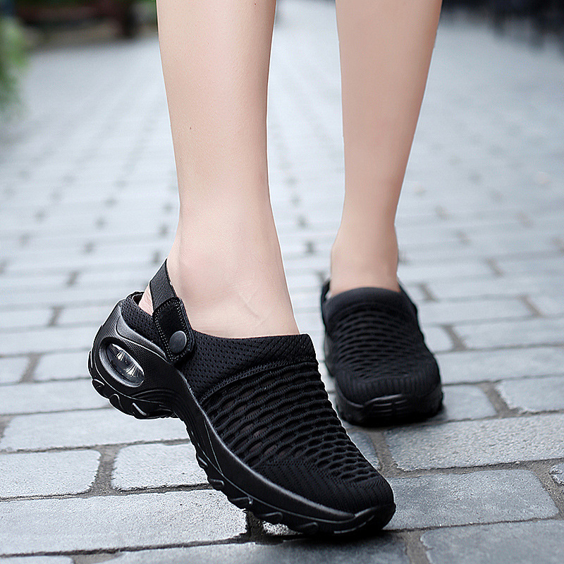 57 % Rabatt – Bequeme, gepolsterte und rutschfeste Plateau-Sandalen für Damen