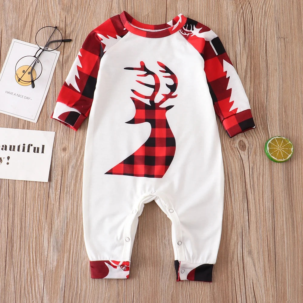 Reindeer Plaid Design Family Matching Pajama SetReindeer Plaid Design Family Matching Pajama Set - Image 2