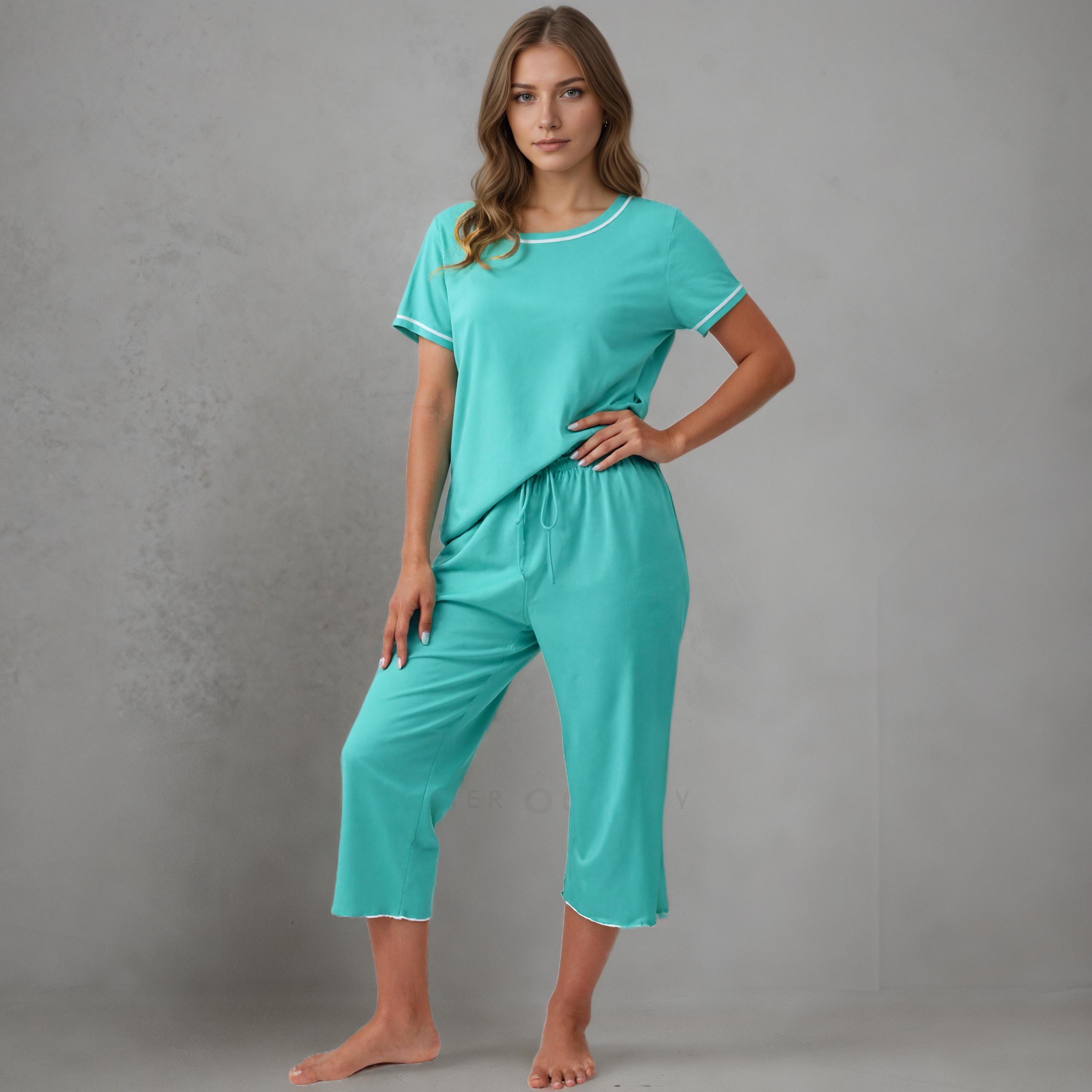 Capri Bottom Pajama Set With Short Sleeve