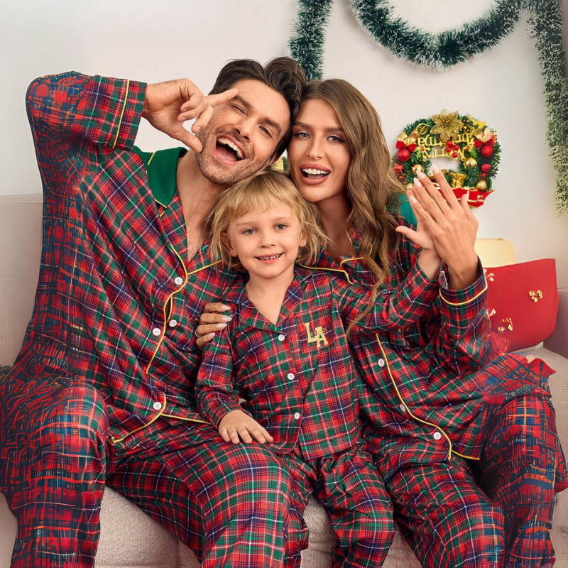 Christmas Plaid Long Sleeve Family Matching Pajamas SetChristmas Plaid Long Sleeve Family Matching Pajamas Set - Image 4