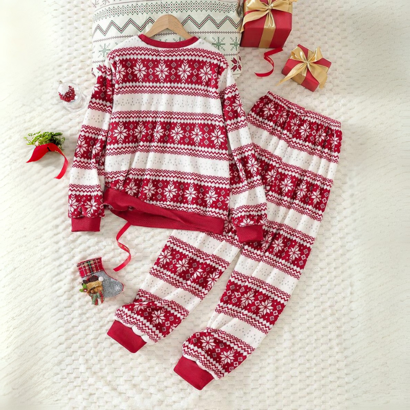 Festive Christmas Reindeer Print Family Matching Pajamas SetFestive Christmas Reindeer Print Family Matching Pajamas Set - Image 2