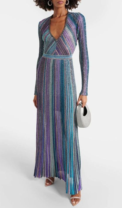 Hazen V-Neck Long Sleeve Maxi Dress