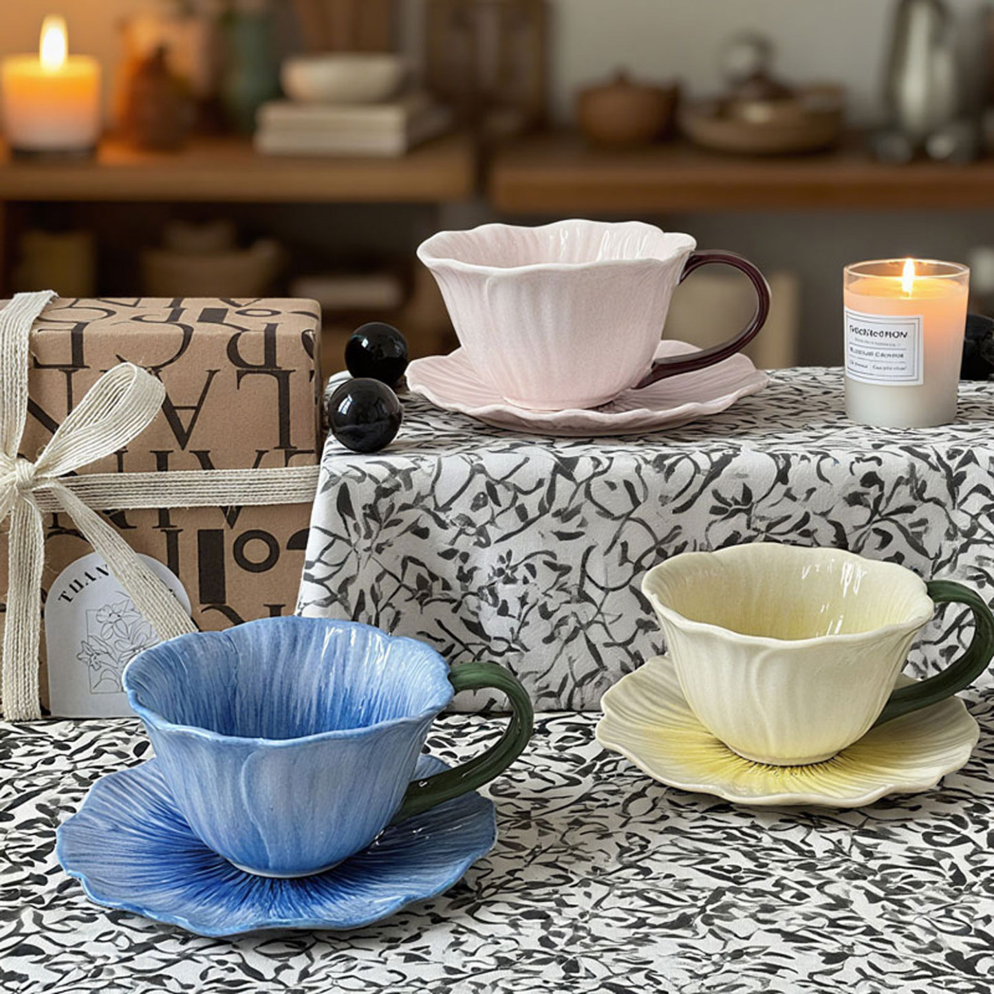 Papaver rhoeas Ceramic Cup & Saucer Set