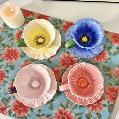Papaver rhoeas Ceramic Cup & Saucer Set