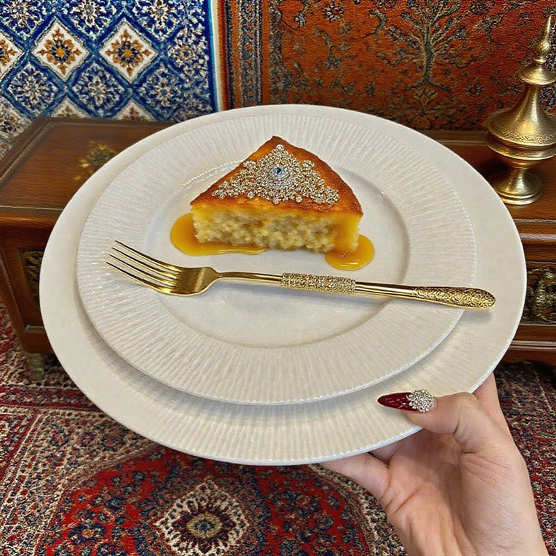 Handcrafted Ripple-textured Ceramic Plat