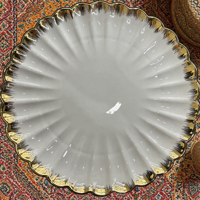 Gold - trimmed chrysanthemum ceramic shallow plate